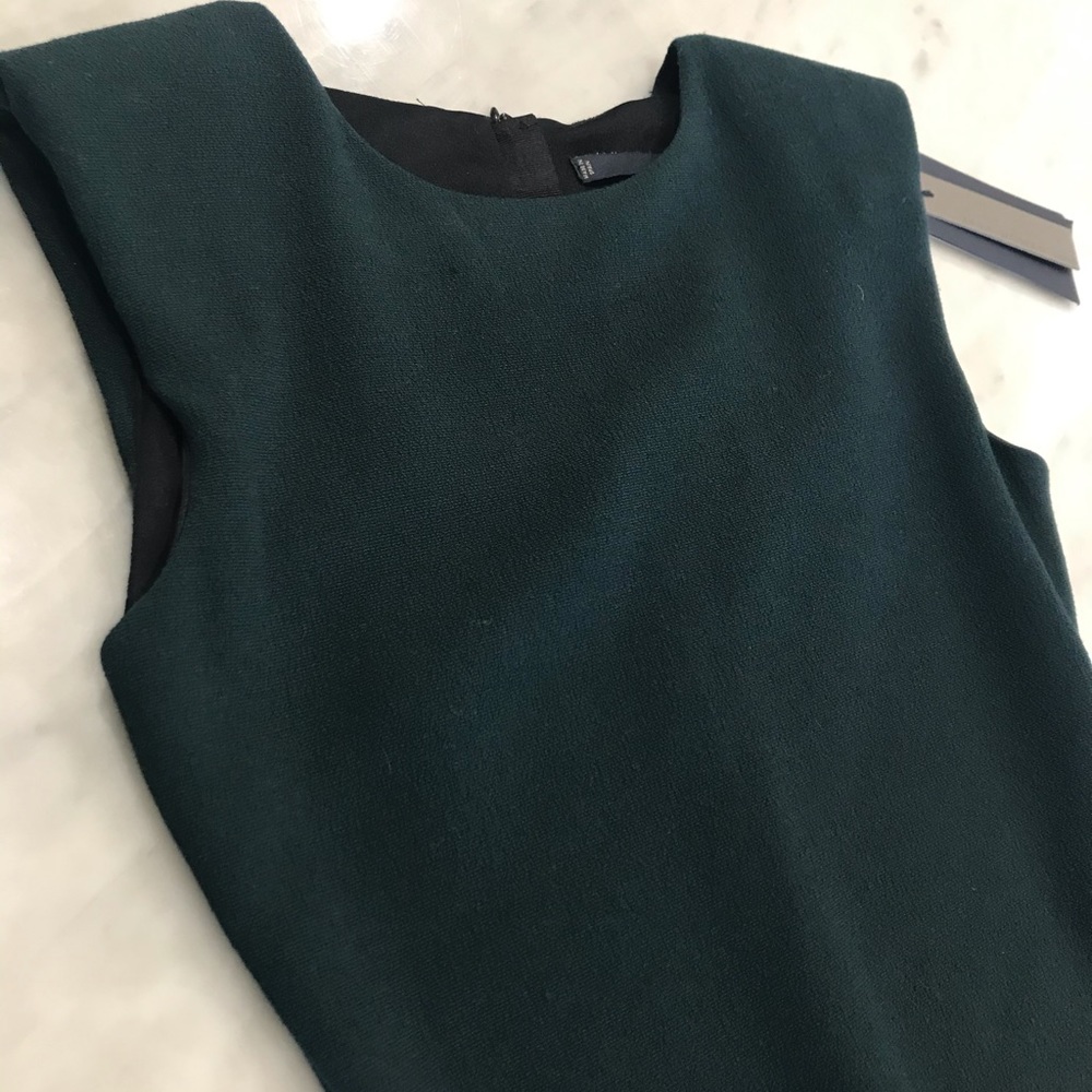 Dress - Picture 3 of 4